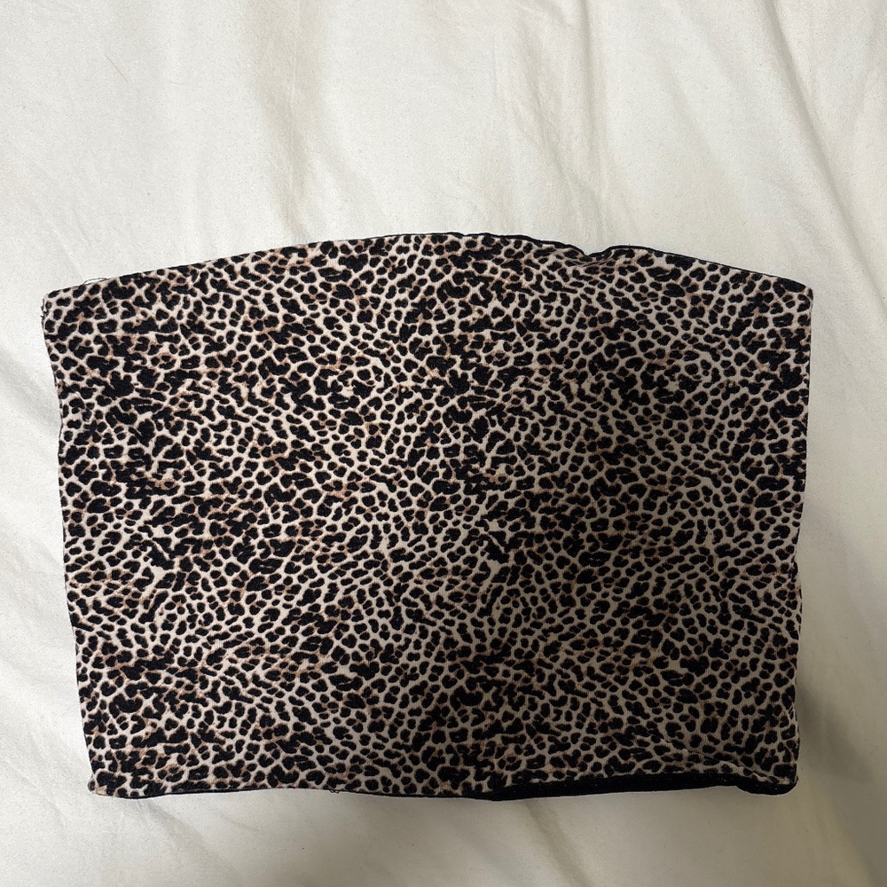 strapless leopard top 